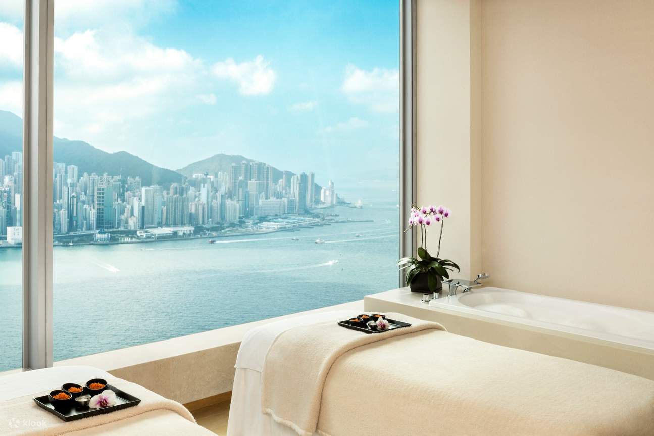 bliss spa im W Hong Kong